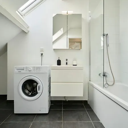 Duplex 2 Bedrooms 2 Bath Apartament
