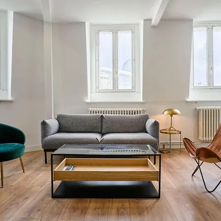 Duplex 2 Bedrooms 2 Bath Lille