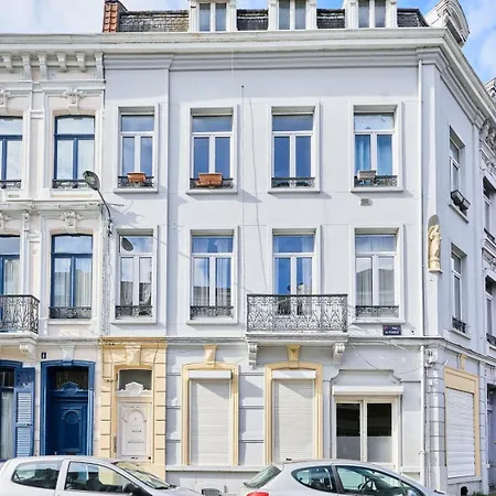 Duplex 2 Bedrooms 2 Bath Apartament *