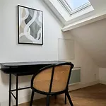 Duplex 2 Bedrooms 2 Bath * Lille