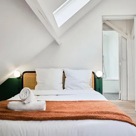 Duplex 2 Bedrooms 2 Bath Lille