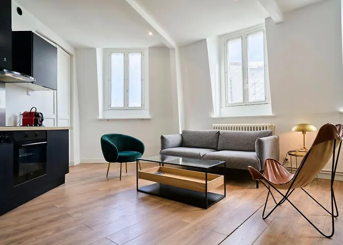 Duplex 2 Bedrooms 2 Bath * ليل